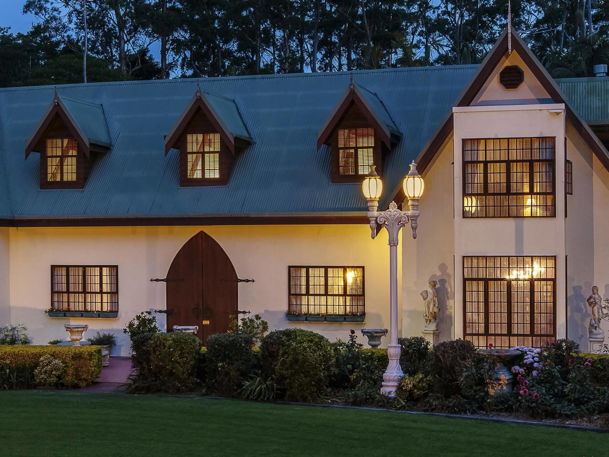 Mt Tamborine Stonehaven Manor Hotel Gold Coast Bagian luar foto